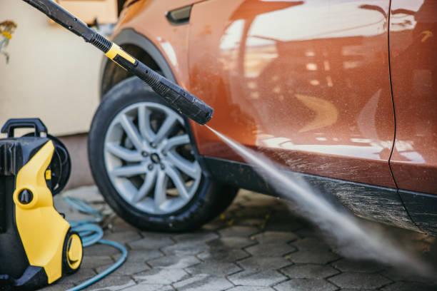 Best Sidewalk Pressure Washing  in Highlands, TX