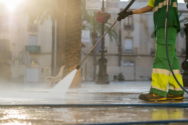 Best Roof Power Washing Services  in Highlands, TX
